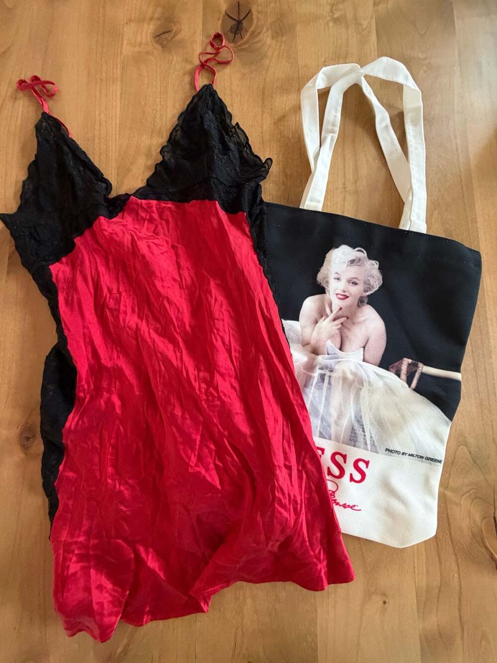 Vintage Marilyn Monroe set: red satin slip dress and Guess Marilyn graphic tote